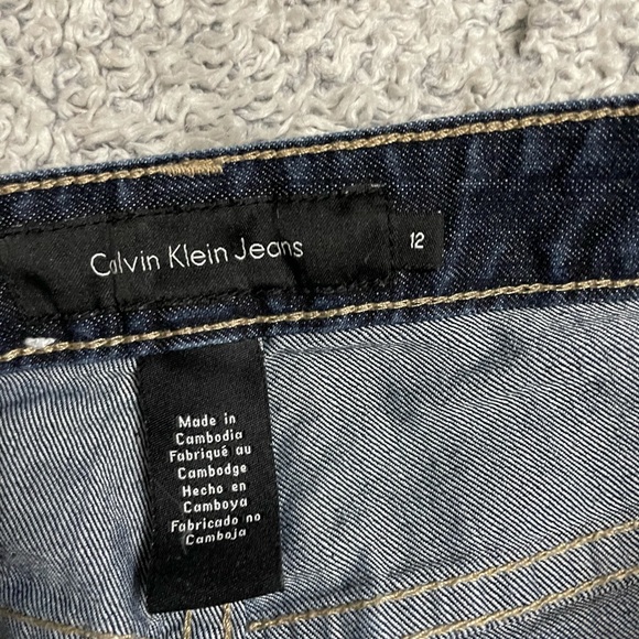 Calvin Klein size 12 flare jeans - Picture 4 of 10
